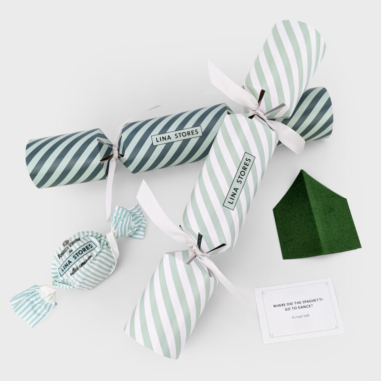 Branded Crackers with Premium Gift