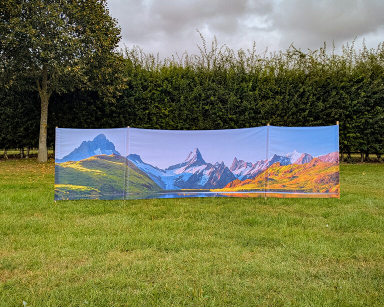 Branded Wind Break